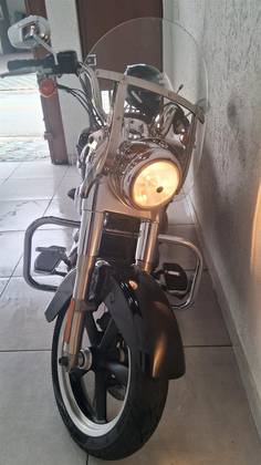 HARLEY-DAVIDSON DYNA SWITCHBACK 